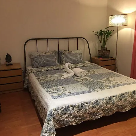 Guest house D N D *
