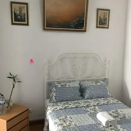 D N D Vendégház Lisboa